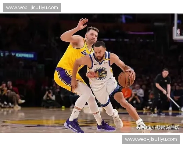 史诗对决：2015年勇士与湖人的恩怨情仇